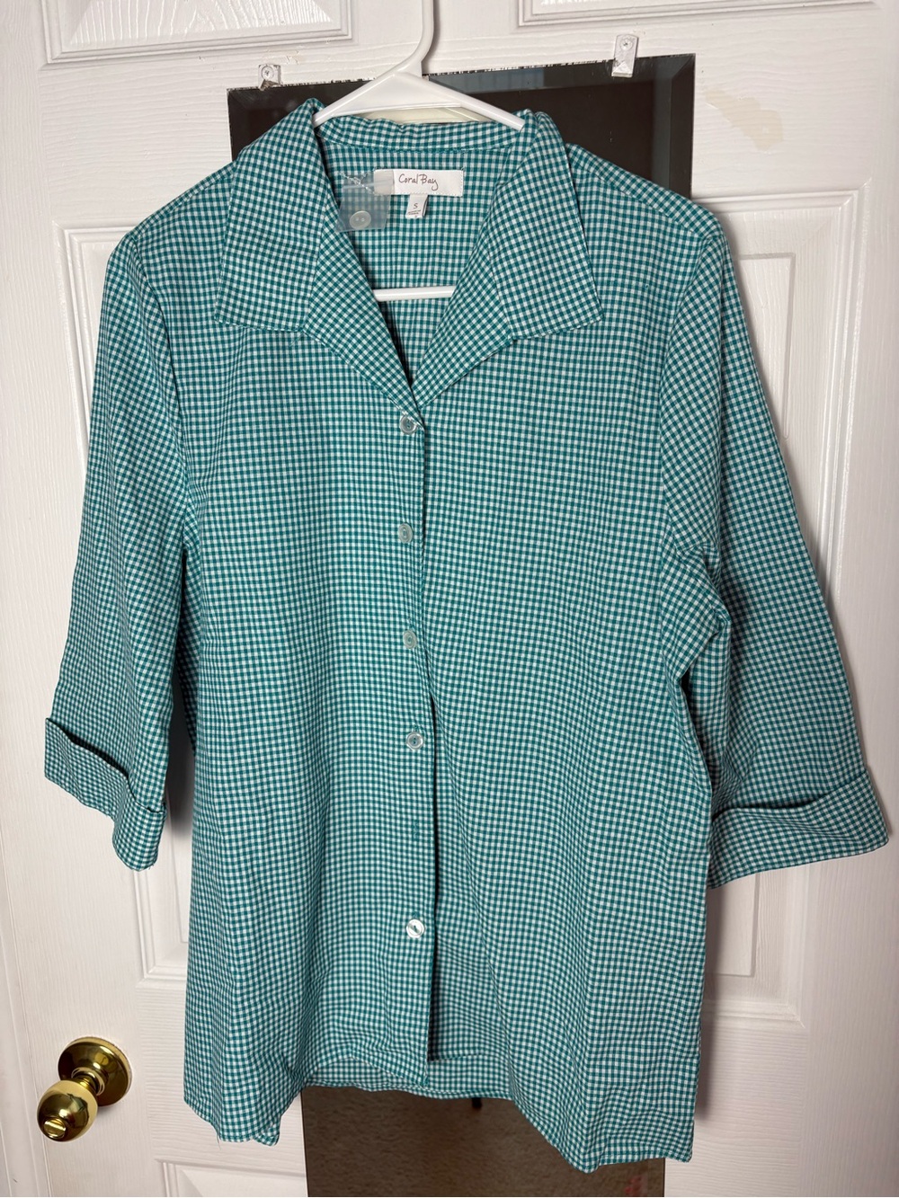 Pre-Owned Coral Bay Women’s Green Gingham Button-Up Shirt